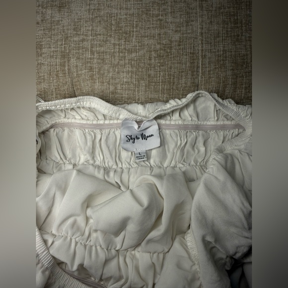 Sky To The Moon White Halter Top - Picture 2 of 4